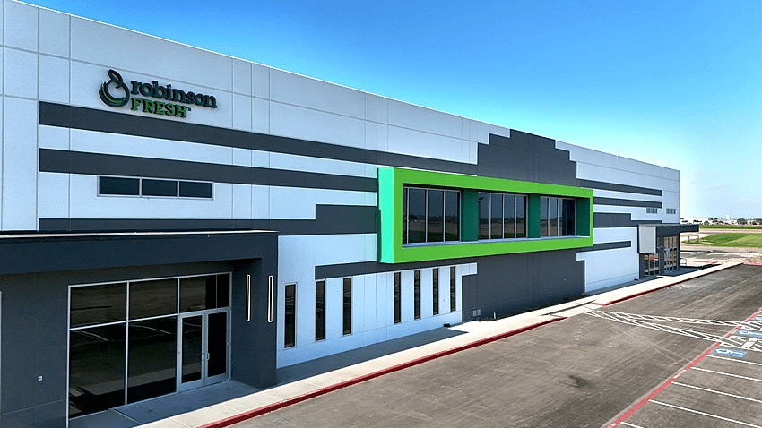 Located in the town of Pharr in the Rio Grande Valley, the South Texas facility is one of the largest in the region. (Photo: Robinson Fresh)